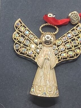 2018 Monet Collectible Rhinestone Christmas Ornament "Angel" New Gold
